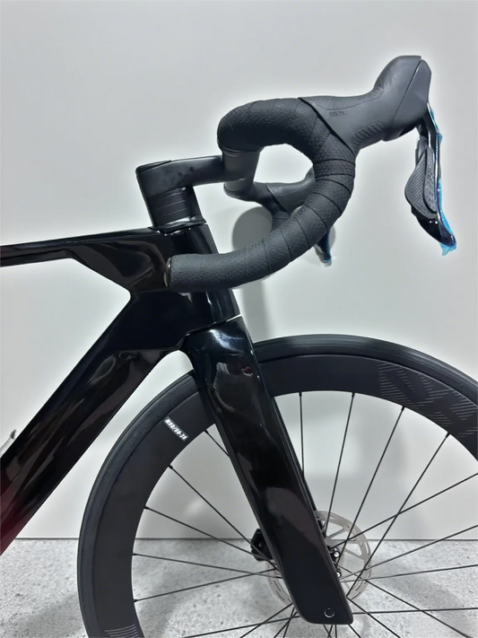 KOZO Factory Direct Sale High Modulus Carbon Fiber Road Bike Frame Set, Optional Configuration Optional Carbon Wheels Alu Wheels